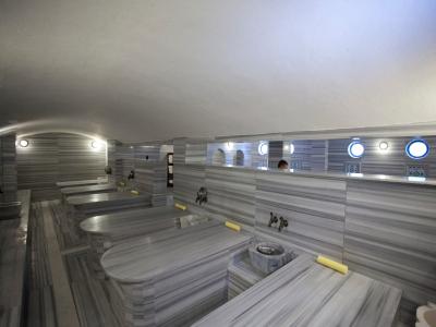 HAMAM